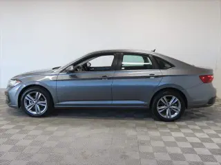 Volkswagen Jetta 2024 SE 4p Sedan