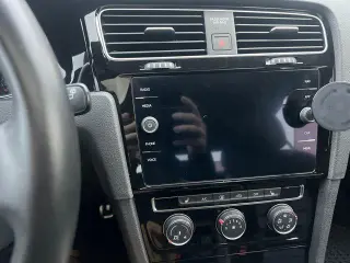 Volkswagen Golf GTI 2021 S 4p Hatchback 6M