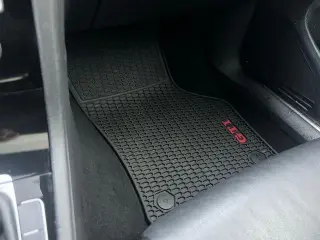 Volkswagen Golf GTI 2021 S 4p Hatchback 6M