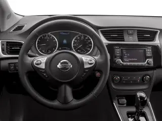 Nissan Sentra 2018 S 4p Sedan 6M