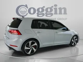 Volkswagen Golf GTI 2018 S 4p Hatchback 6M