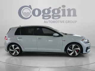 Volkswagen Golf GTI 2018 S 4p Hatchback 6M
