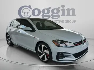 Volkswagen Golf GTI 2018 S 4p Hatchback 6M