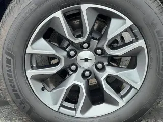Chevrolet Silverado 1500 2024 4x4 RST 4dr Crew Cab 5.8 ft. SB