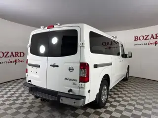 Nissan NV 2017 3500 HD S 3dr Passenger Van (V8)