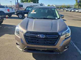 Subaru Forester 2024 AWD Premium 4dr Crossover