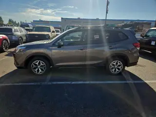 Subaru Forester 2024 AWD Premium 4dr Crossover