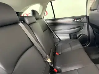 Subaru Outback 2017 AWD 2.5i Limited 4p Puerta de Maletero