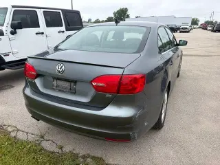 Volkswagen Jetta 2014 SE 4dr Sed 6P