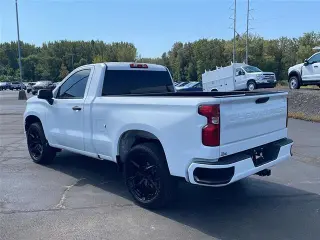 Chevrolet Silverado 1500 2024 4x4 Work Truck 2p Cab Estándar 8 pies LB