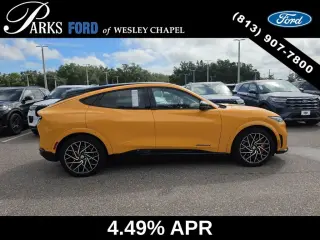 Ford Mustang Mach-E 2023 AWD GT 4dr SUV