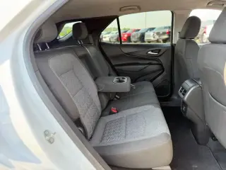 Chevrolet Equinox 2023 LT 4dr SUV con 1LT