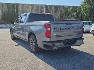 Chevrolet Silverado 1500 2021 4x4 RST 4p Cab de Tripulación 5.8 ft. CB