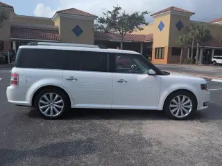 Ford Flex 2016 AWD Limited 4dr Crossover w/EcoBoost