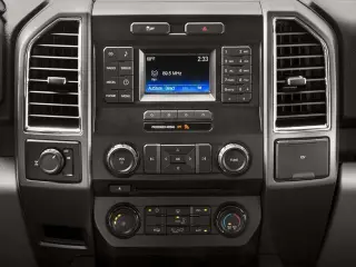 Ford F-150 2016 4x4 XLT 4dr SuperCrew 6.5 ft. SB