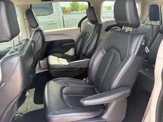 Chrysler Pacifica Hybrid enchufada 2023 Touring L 4dr Mini-Van