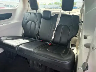 Chrysler Pacifica Hybrid enchufada 2023 Touring L 4dr Mini-Van