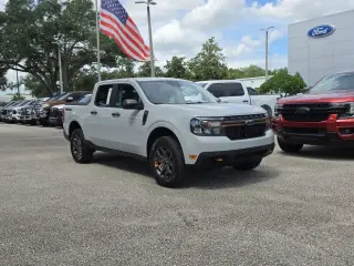 Ford Maverick 2023 AWD XLT 4dr SuperCrew 4.5 ft. SB