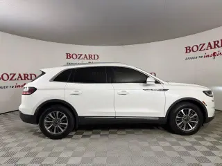 Lincoln Nautilus 2023 Estándar 4p SUV