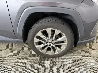 Toyota RAV4 2021 XLE Premium 4p SUV