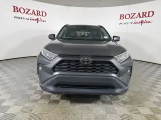 Toyota RAV4 2021 XLE Premium 4p SUV