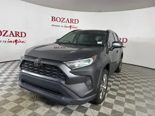 Toyota RAV4 2021 XLE Premium 4p SUV
