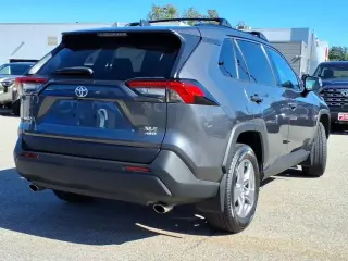 Toyota RAV4 2022 tracción en todas las ruedas XLE 4p SUV
