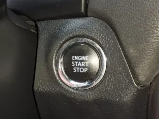 Toyota RAV4 2020 AWD XLE 4dr SUV