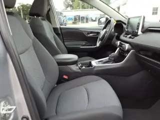 Toyota RAV4 2020 AWD XLE 4dr SUV