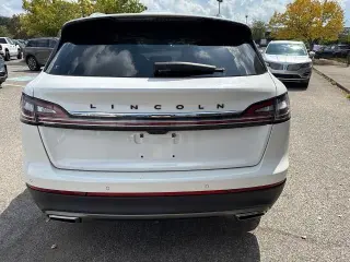 Lincoln Nautilus 2023 tracción en todas las ruedas Black Label 4p SUV