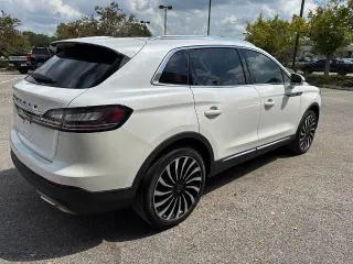 Lincoln Nautilus 2023 tracción en todas las ruedas Black Label 4p SUV