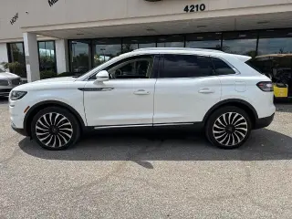 Lincoln Nautilus 2023 tracción en todas las ruedas Black Label 4p SUV