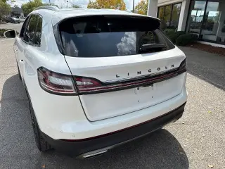 Lincoln Nautilus 2023 tracción en todas las ruedas Black Label 4p SUV
