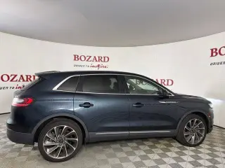 Lincoln Nautilus 2023 AWD Reserve 4dr SUV