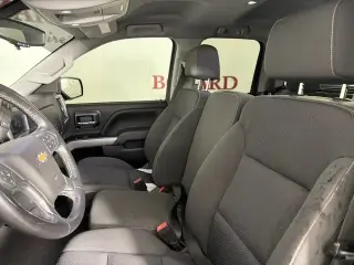 Chevrolet Silverado 1500 LD 2019 4x4 LT 4p Cab doble cabina 6.5 ft. SB