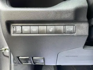 Toyota RAV4 2024 AWD XLE Premium SUV 4p