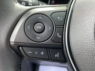 Toyota RAV4 2024 AWD XLE Premium SUV 4p