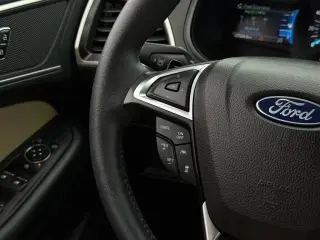 Ford Edge 2023 AWD SEL 4dr Crossover