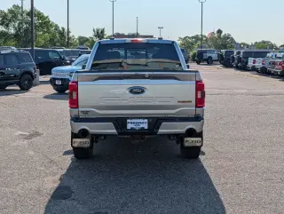 Ford F-150 2023 4x4 Tremor 4p SuperCab 5.5 ft. CA