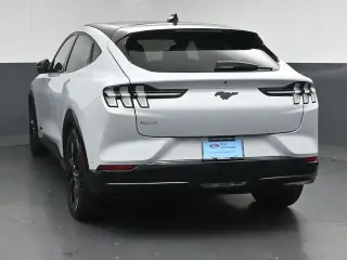 Ford Mustang Mach-E 2023 AWD Premium 4p SUV