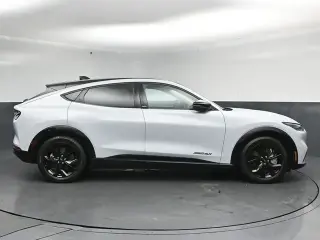 Ford Mustang Mach-E 2023 AWD Premium 4p SUV