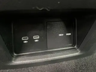 Volkswagen Atlas 2024 AWD SEL Premium R-Line 4Motion 4p SUV