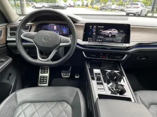 Volkswagen Atlas 2024 AWD SEL Premium R-Line 4Motion 4p SUV