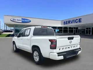 Nissan Frontier 2023 4x2 S 4p Crew Cab 5 pies. SB