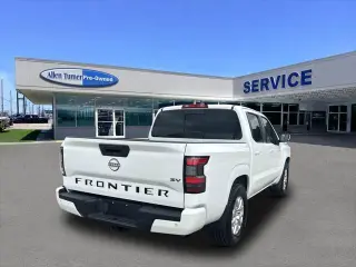 Nissan Frontier 2023 4x2 S 4p Crew Cab 5 pies. SB