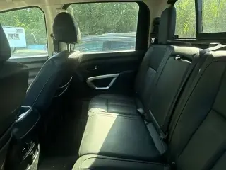 Nissan Titan 2018 4x4 S 4dr Crew Cab