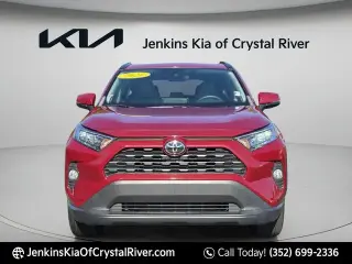 Toyota RAV4 2021 XLE Premium 4p SUV