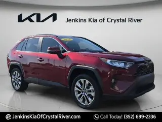 Toyota RAV4 2021 XLE Premium 4p SUV