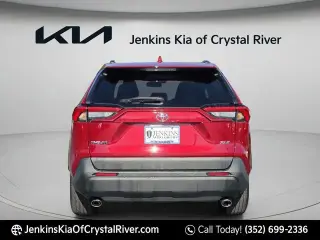 Toyota RAV4 2021 XLE Premium 4p SUV