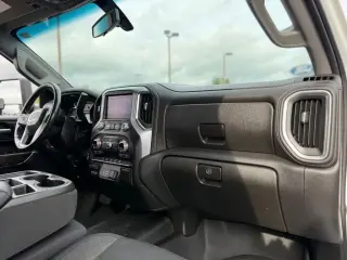 GMC Sierra 2500HD 2020 4x4 SLE 4dr Crew Cab SB
